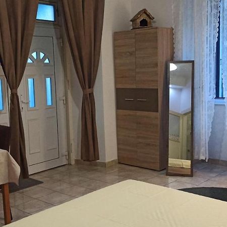 Studio Apartment Nika Split Exterior foto